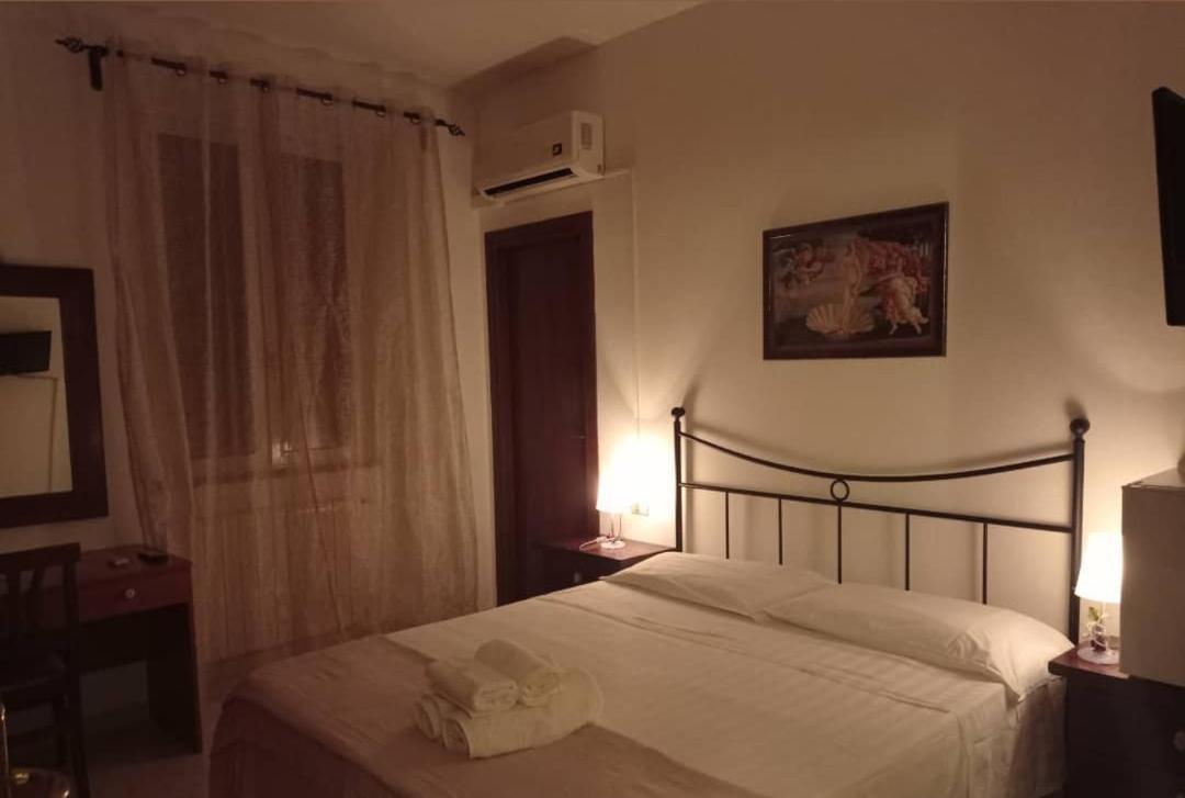 Onlyrooms Κάλιαρι Εξωτερικό φωτογραφία